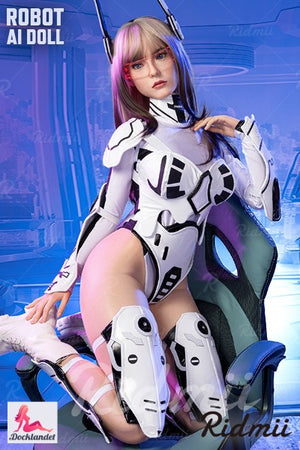 Tenar är en av de första sexdockorna på marknaden med inbyggd robot och AI funktion. Detta är en docka som du kan prata med, dockan kan med hjälp av AI hålla konversationer och röra på läppar, kinder och ögon samtidigt. Dockan kan röra på huvudet och stänga/öppna ögonlocken.
Hur går då detta till kanske du undrar? Denna dockas huvud är utrustad med verklig mun och rörlig käke som drivs av en motor kopplad till hårdvara och mjukvara i dockans bakhuvud. Du kan enkelt ansluta din AI-docka till nätverket hemma