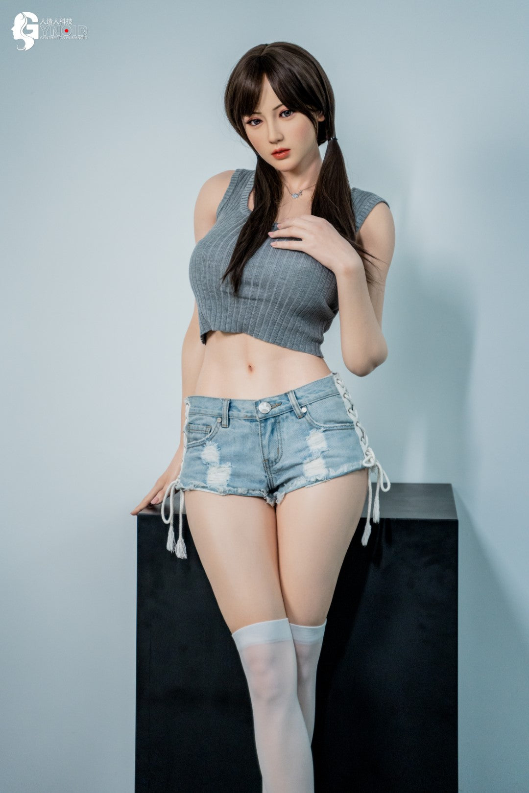 Sex doll Leyla Model 19R Deluxe (Gynoid Doll 168cm f-cup silicone)