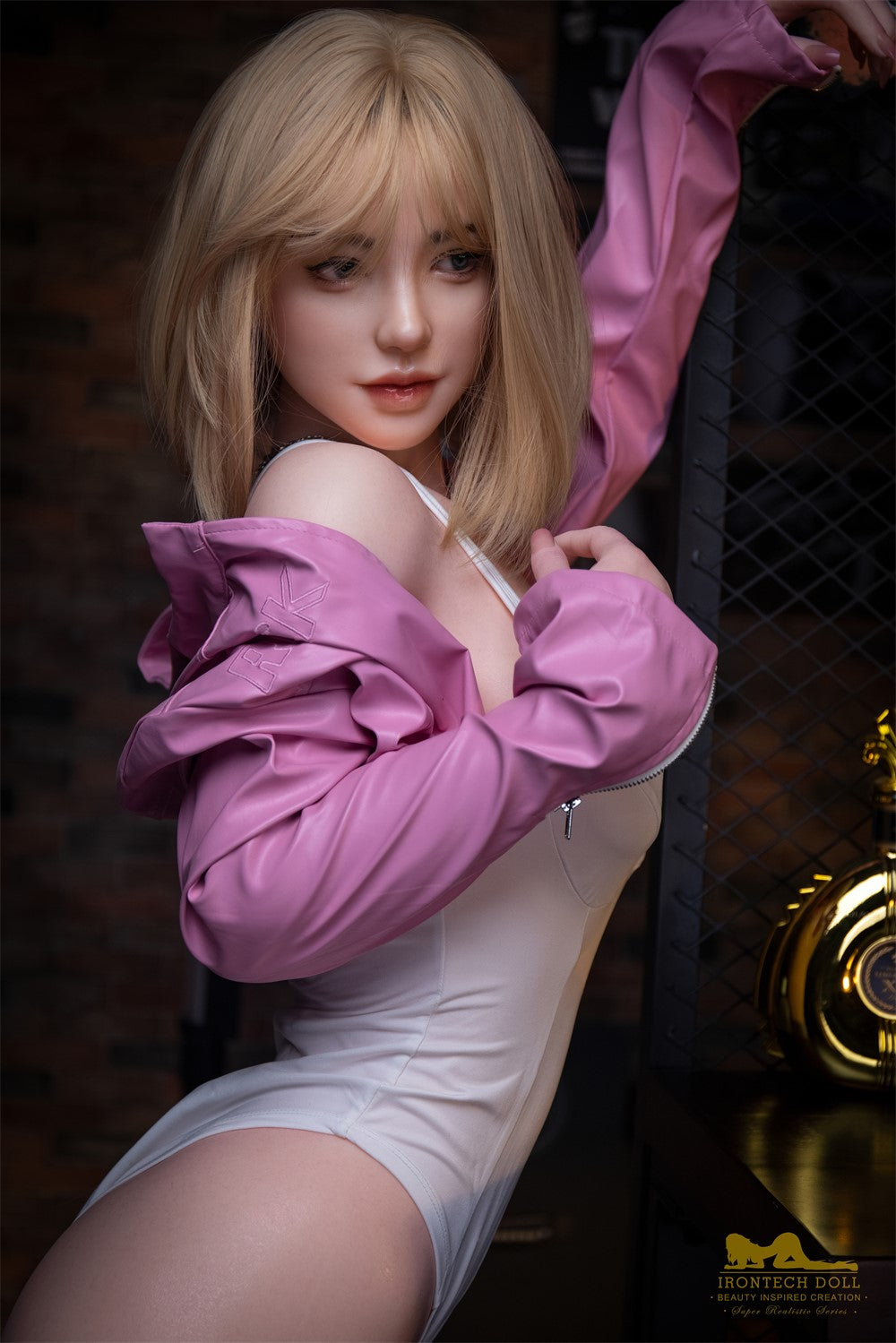 Layla Sex doll (Irontech Doll 169cm c-cup S39 silicone)