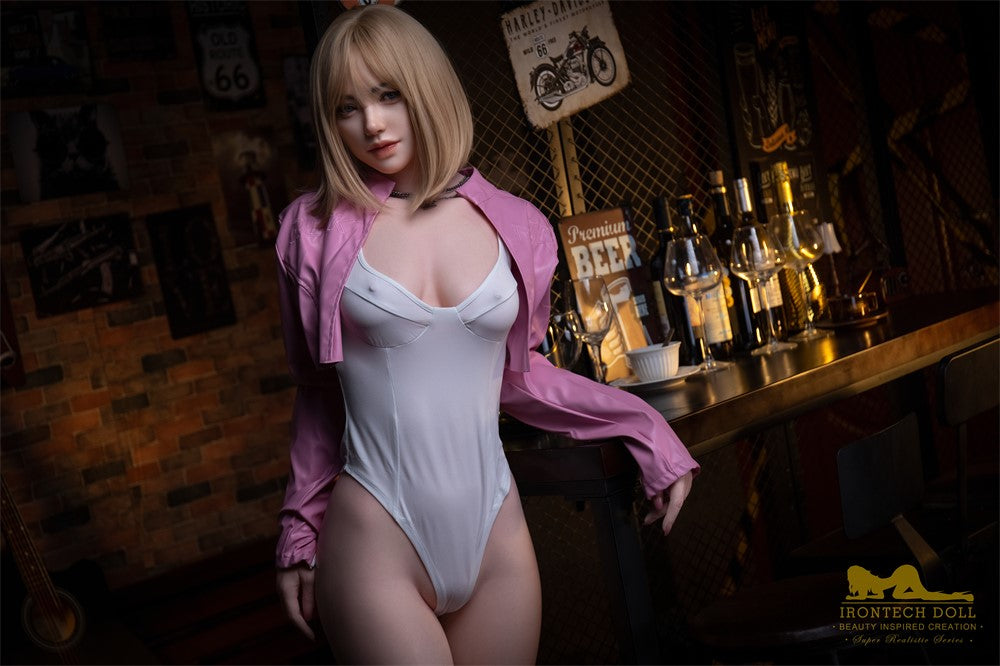 Layla Sex doll (Irontech Doll 169cm C-cup P39 silicone)