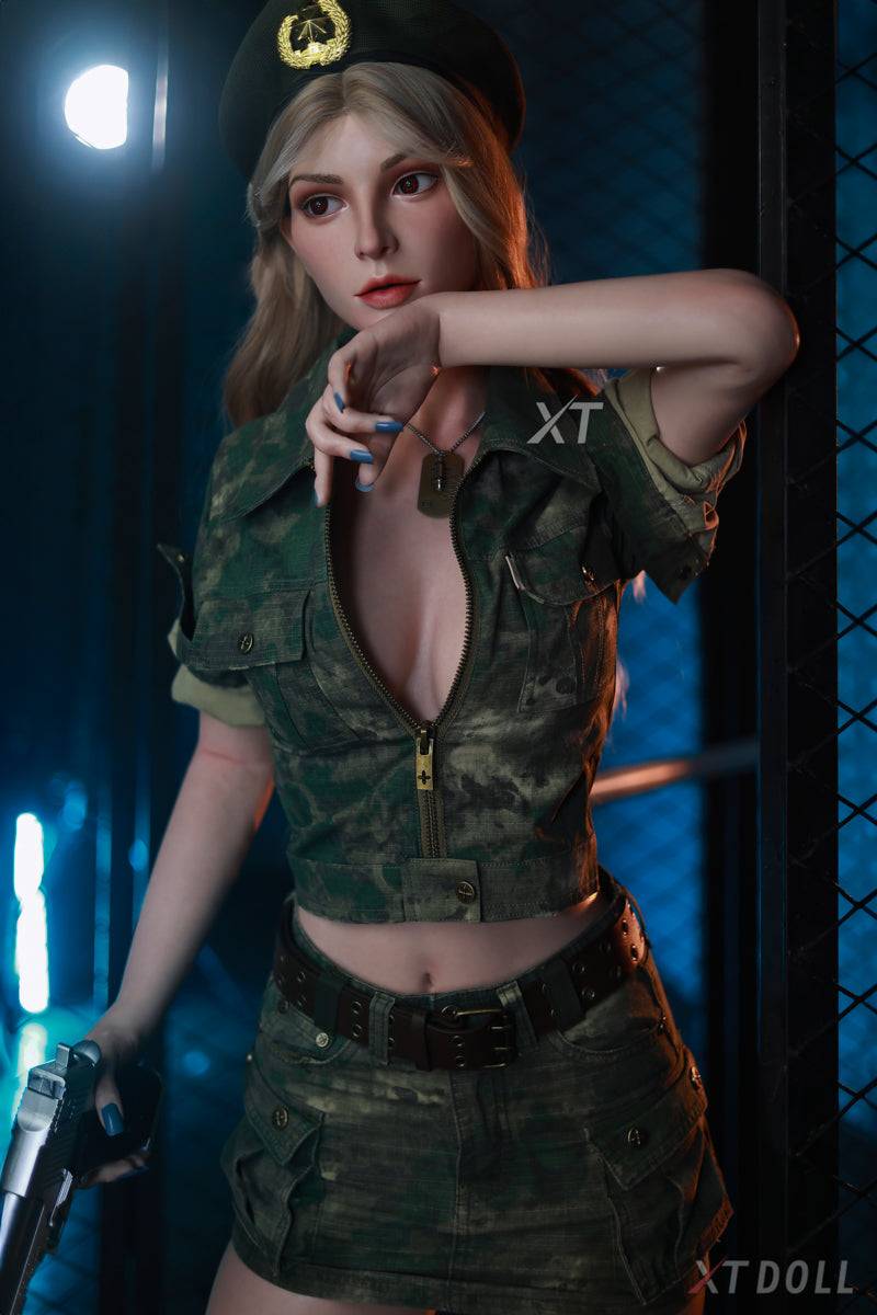 Melanie Sex doll (XT Doll 164cm C-cup #XT-15-B silicone)