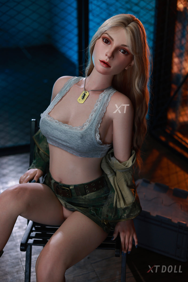 Melanie Sex doll (XT Doll 164cm C-cup #XT-15-B silicone)