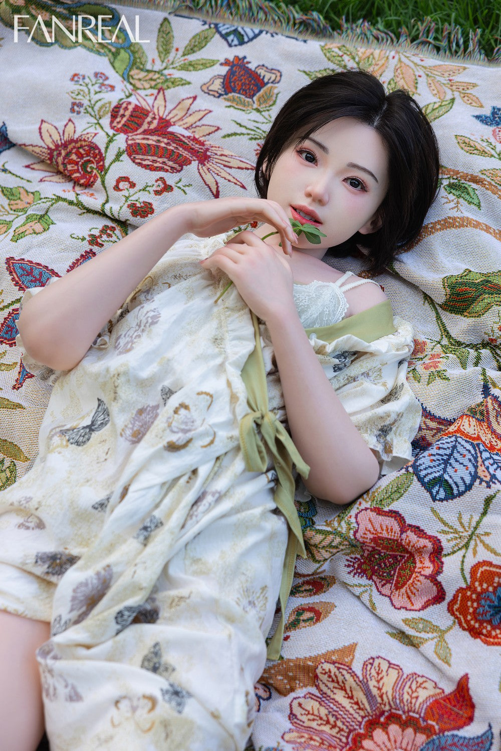 Molly Sex doll (FanReal Doll 153cm B-cup silicone)