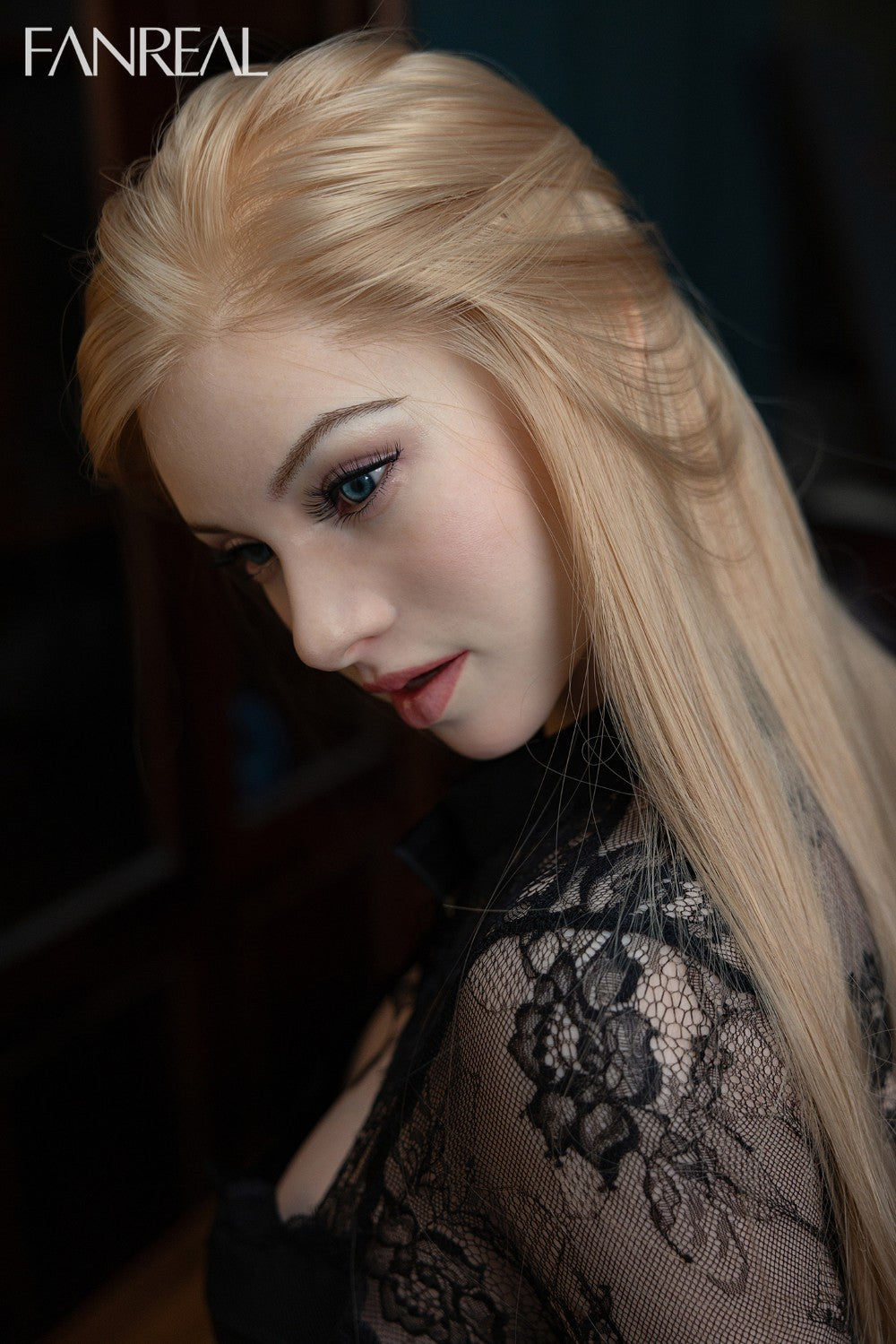 Vanessa Sex doll (FanReal Doll 168cm f-cup silicone)