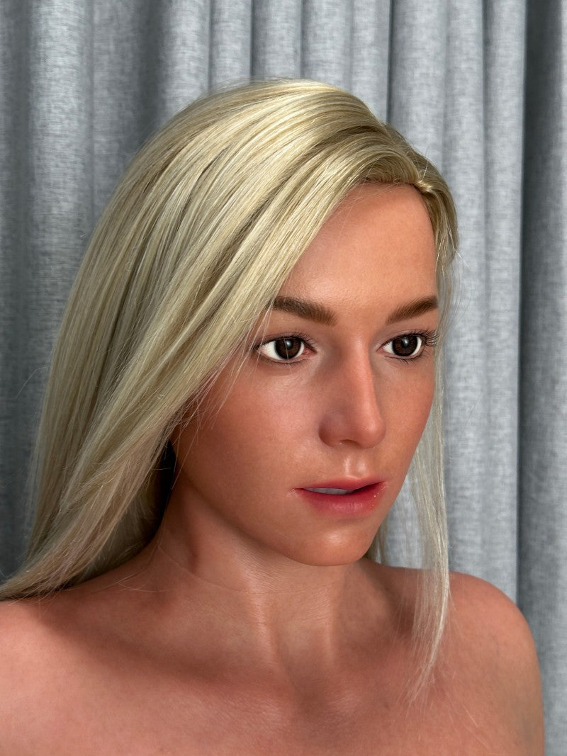 Gwen Sex doll (Zelex 169cm C-cup ZFE01-2 Fusion silicone)