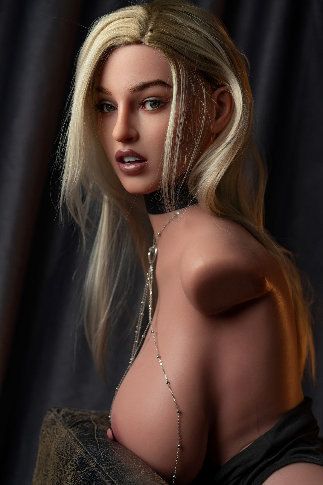 Heidi Torso Sex doll (Zelex 111cm k-cup Zxe204-1 Sle silicone)