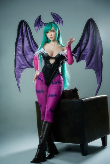 Official Cosplay Outfits (Game Lady)