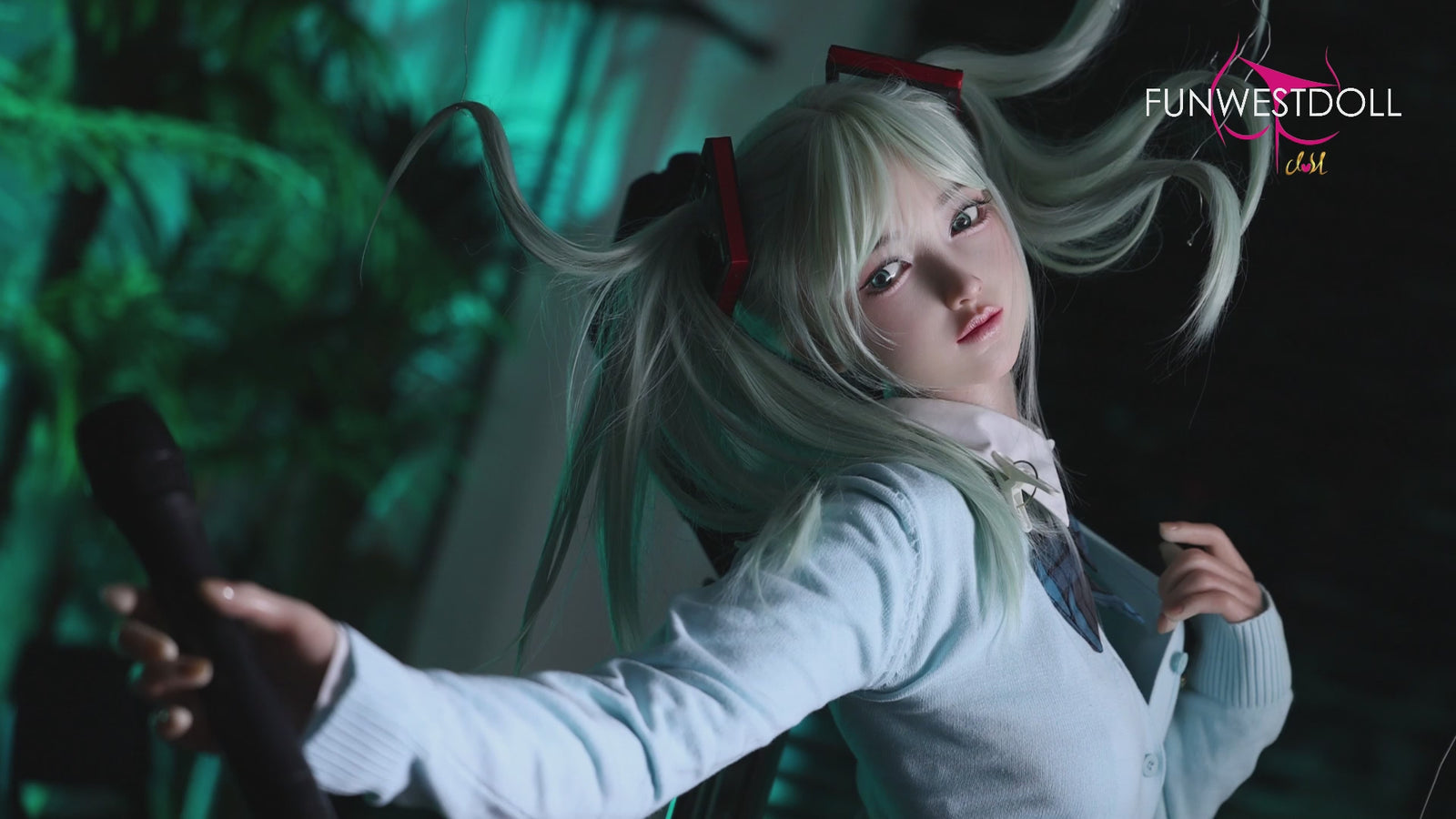 Hatsune Miko Sex doll (FunWest Doll 159cm A-cup #041S silicone)