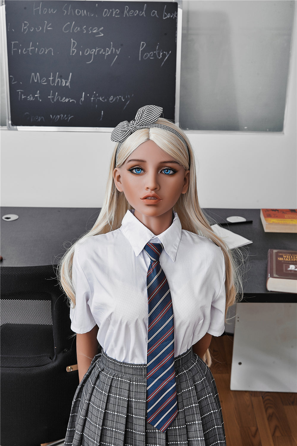 Victoria Sex doll (Irontech Doll 150cm b-cup #50 TPE) EXPRESS